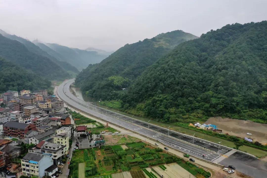 1593680292339854.jpg 1593680292339854.jpg